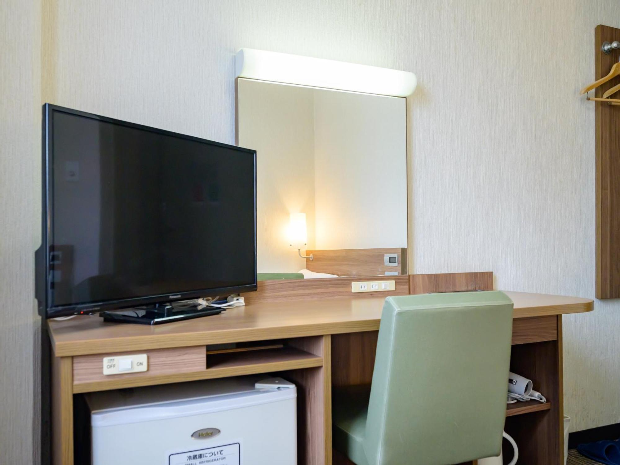 Hotel Econo Fukui Station Rum bild