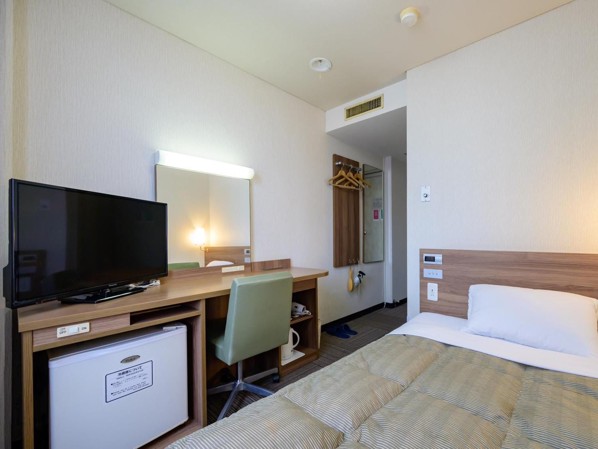 Hotel Econo Fukui Station Rum bild